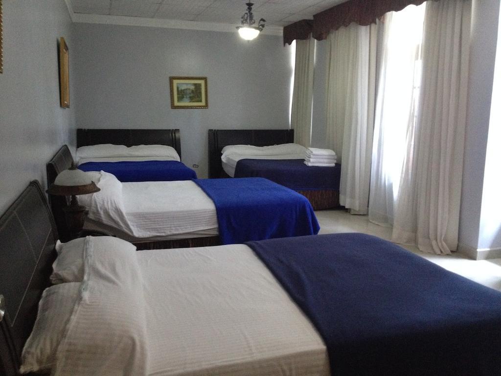 Meryland Hotel Colon Bilik gambar